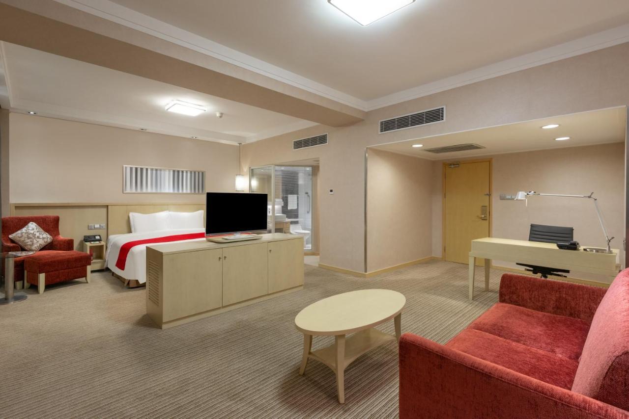 Holiday Inn Downtown เซี่ยงไฮ้ ภายนอก รูปภาพ
